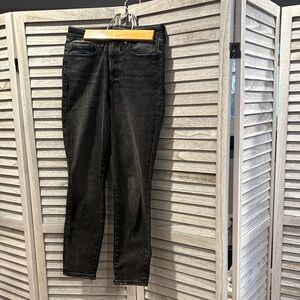 Good American Dark Wash Ankle Jeans